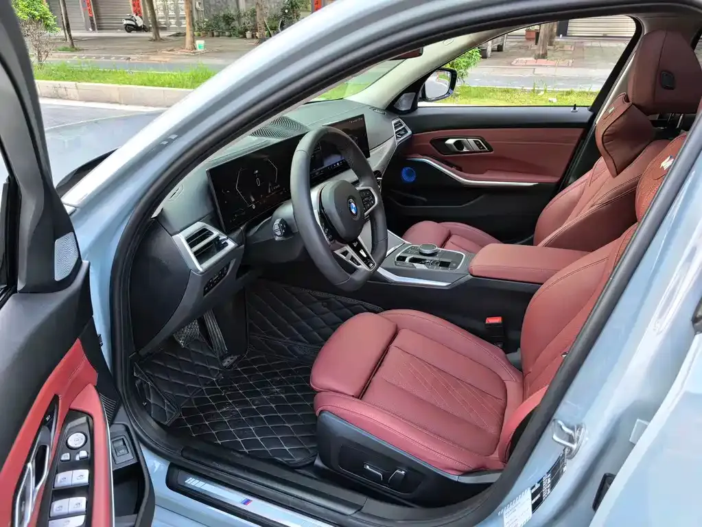 BMW 3 Series 2025 из CN, фото 4