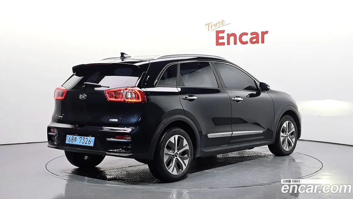 Kia Niro 2021 из KR, фото 2