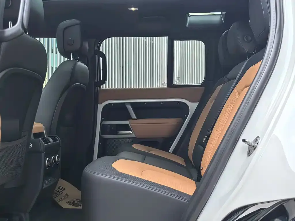 Land Rover Defender 2024 из CN, фото 9
