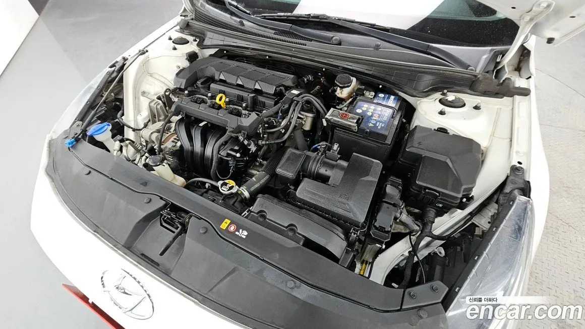 Hyundai AVANTE — фото 6