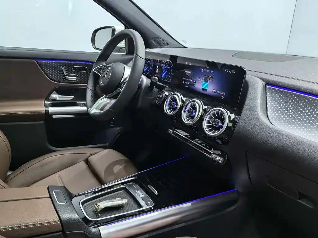 Mercedes-Benz EQA 2025 из CN, фото 10