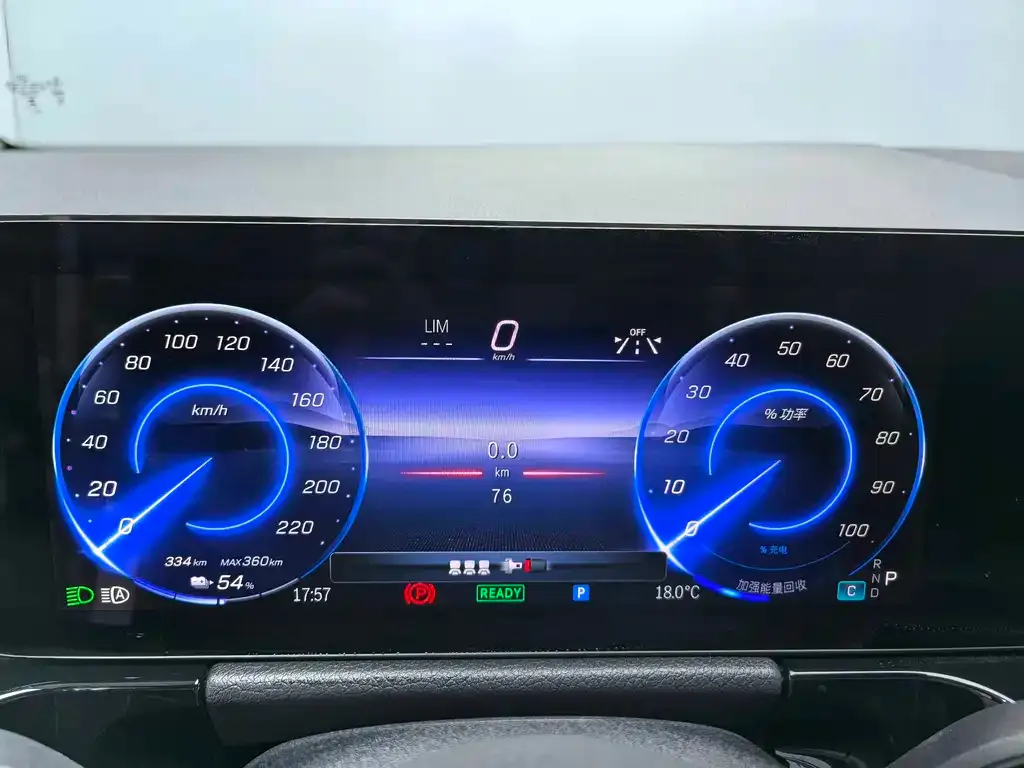 Mercedes-Benz EQA 2025 из CN, фото 9