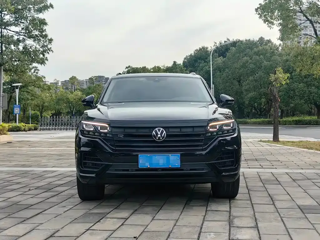 Volkswagen Touareg — фото 2
