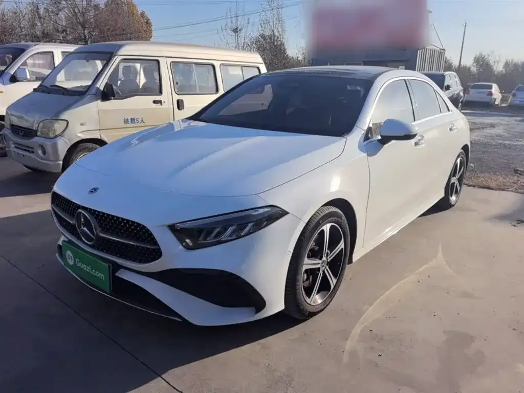 Mercedes-Benz A-Class 2024 из CN, фото 2