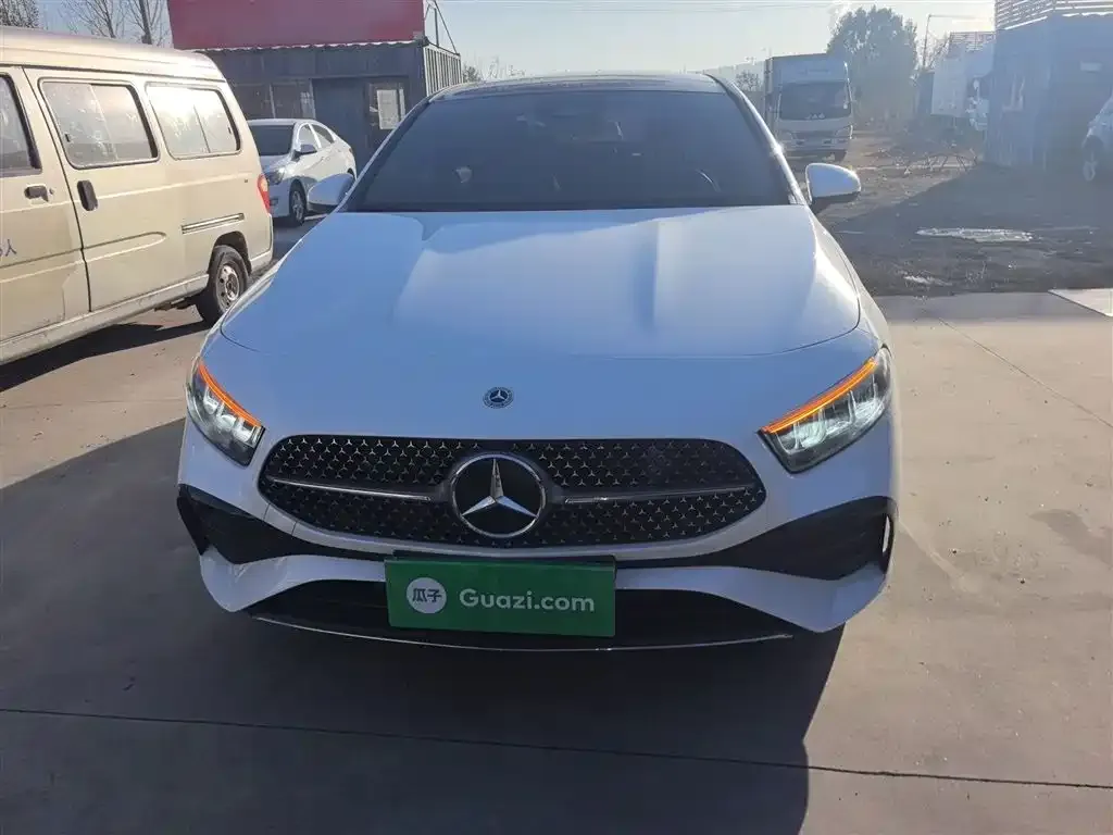 Mercedes-Benz A-Class 2024 из CN, фото 3