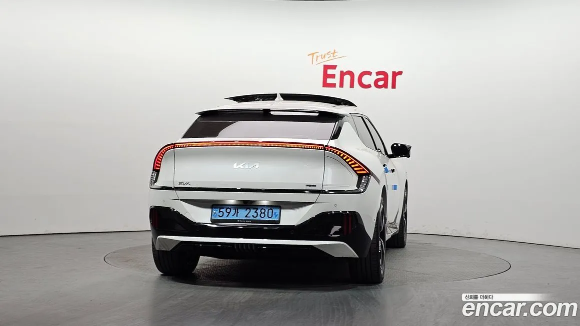Kia EV6 — фото 4