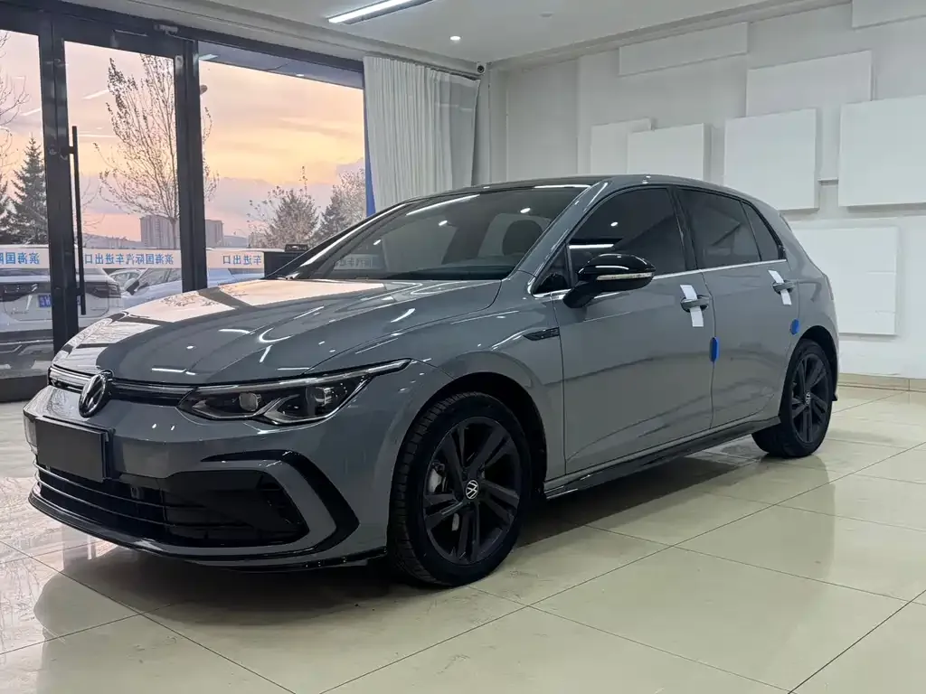 Volkswagen Golf 2022 из CN, фото 1