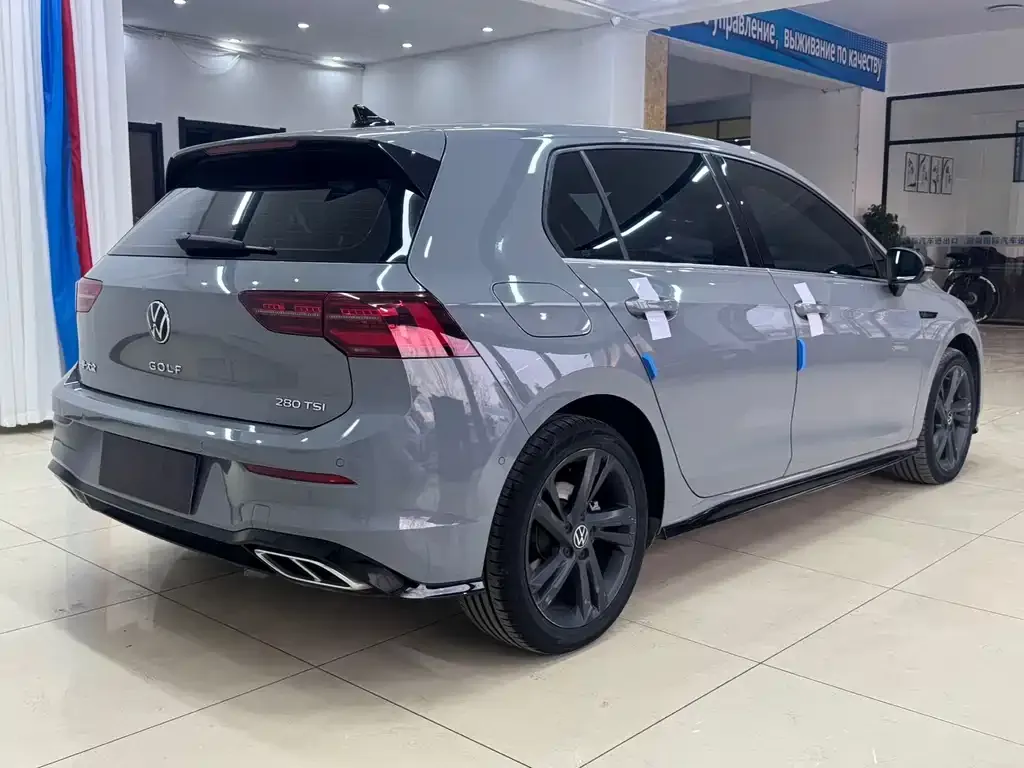 Volkswagen Golf 2022 из CN, фото 6