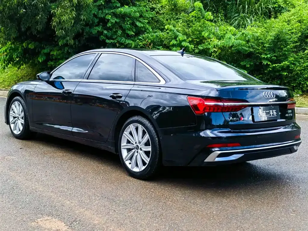 Audi A6L — фото 5