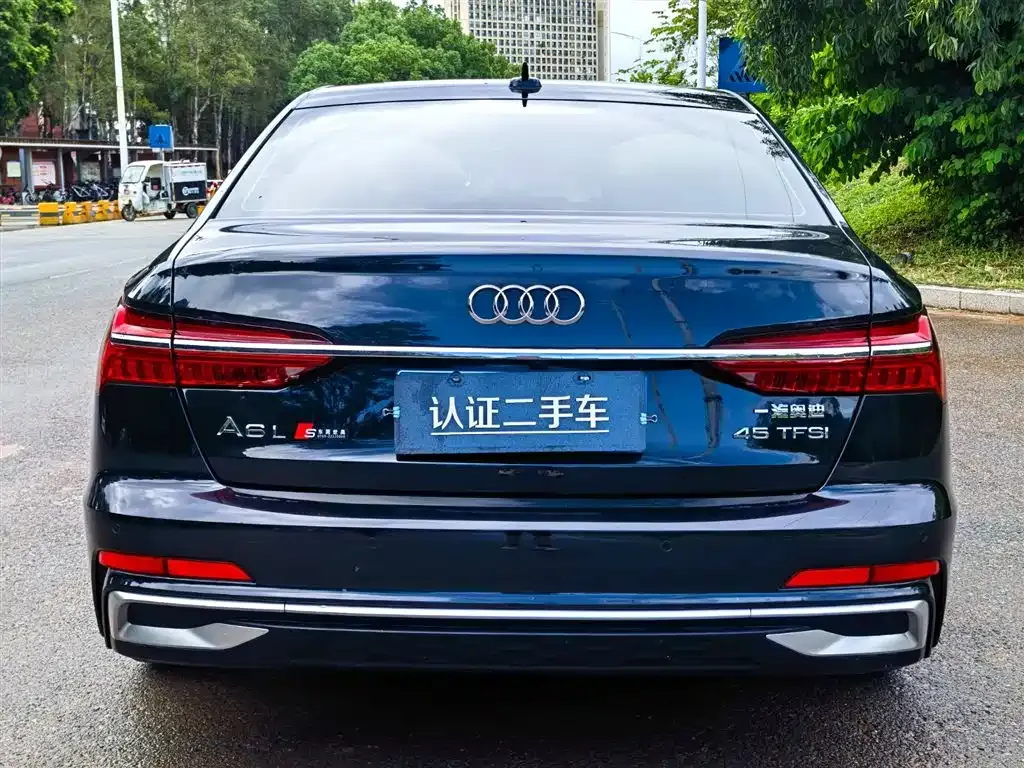 Audi A6L — фото 6