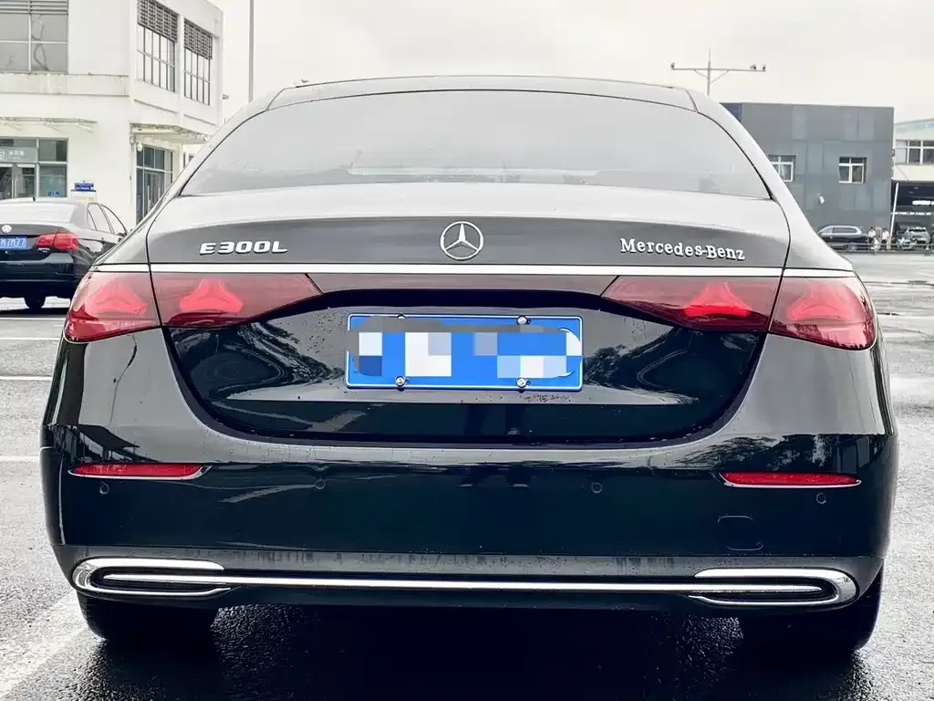 Mercedes-Benz E-Class 2024 из CN, фото 5