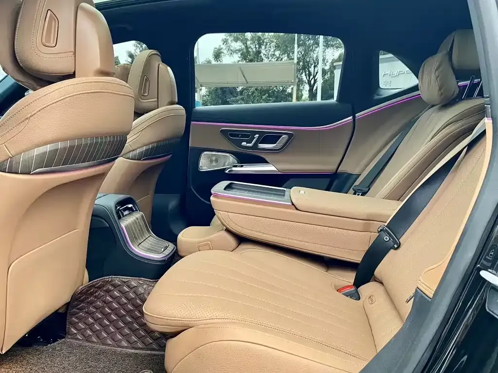 Mercedes-Benz E-Class 2024 из CN, фото 8