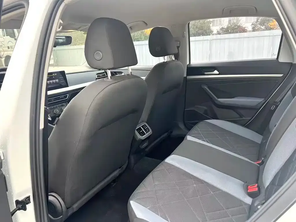 Volkswagen Lavida 2023 из CN, фото 6