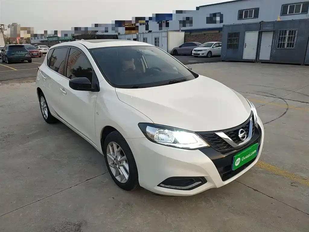 Nissan Tiida 2023 из CN, фото 4