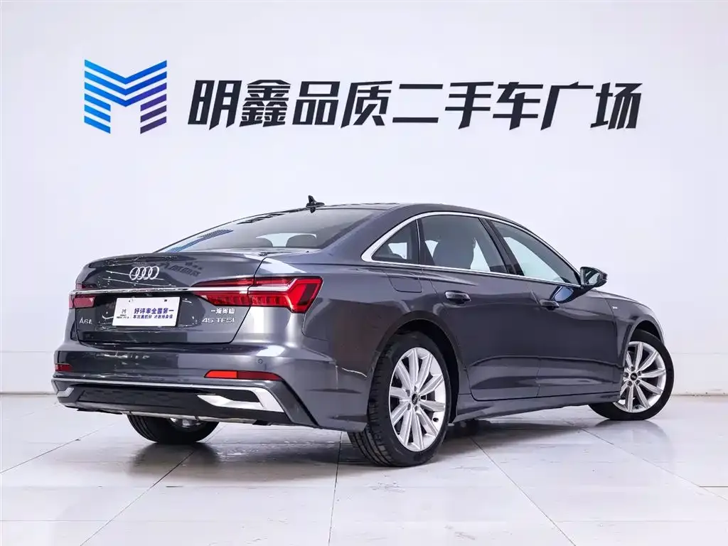 Audi A6L — фото 7