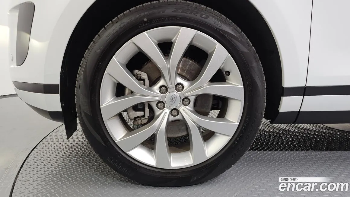 Land Rover Range Rover Evoque 2023 из KR, фото 5