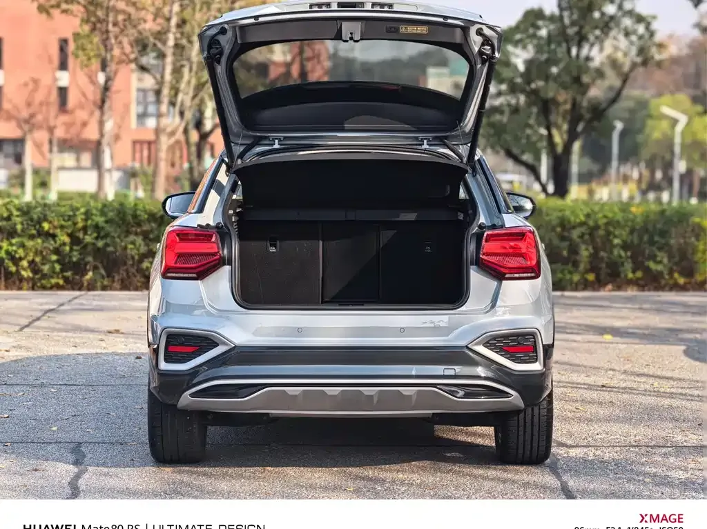 Audi Q2L 2023 из CN, фото 9