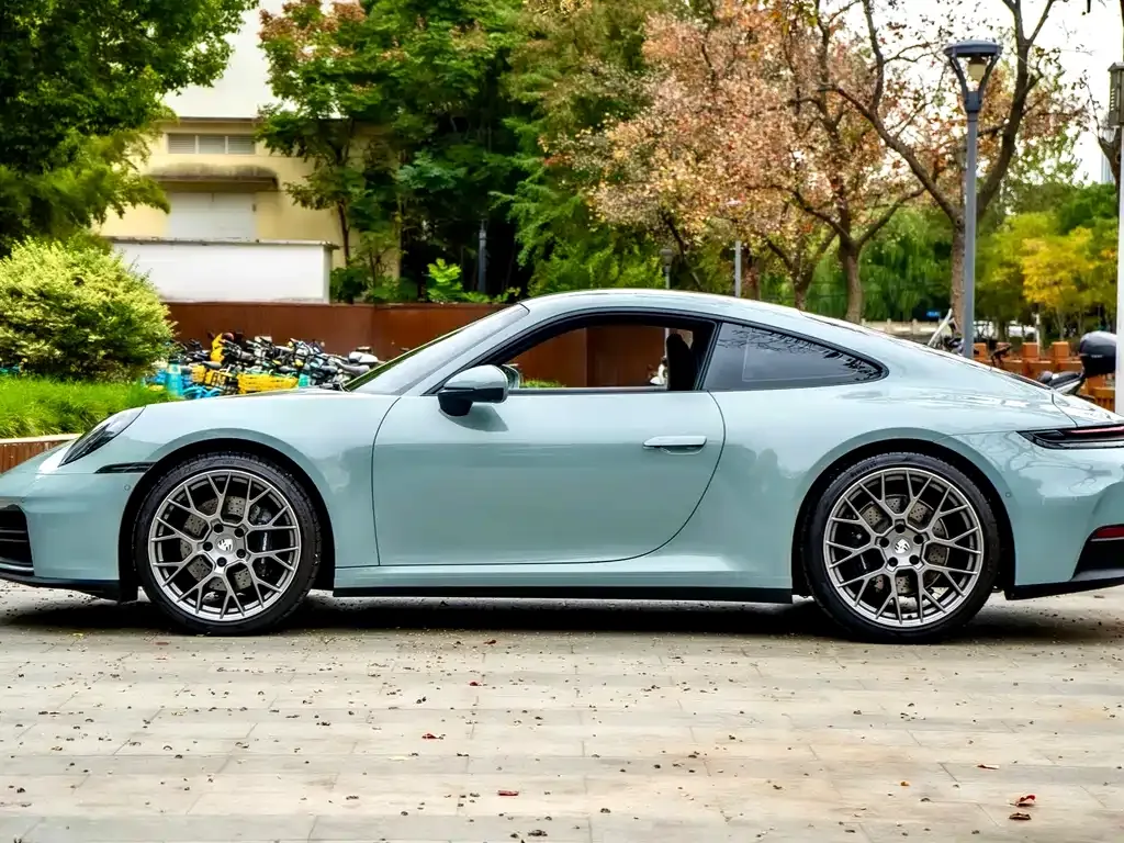 Porsche 911 2025 из CN, фото 3