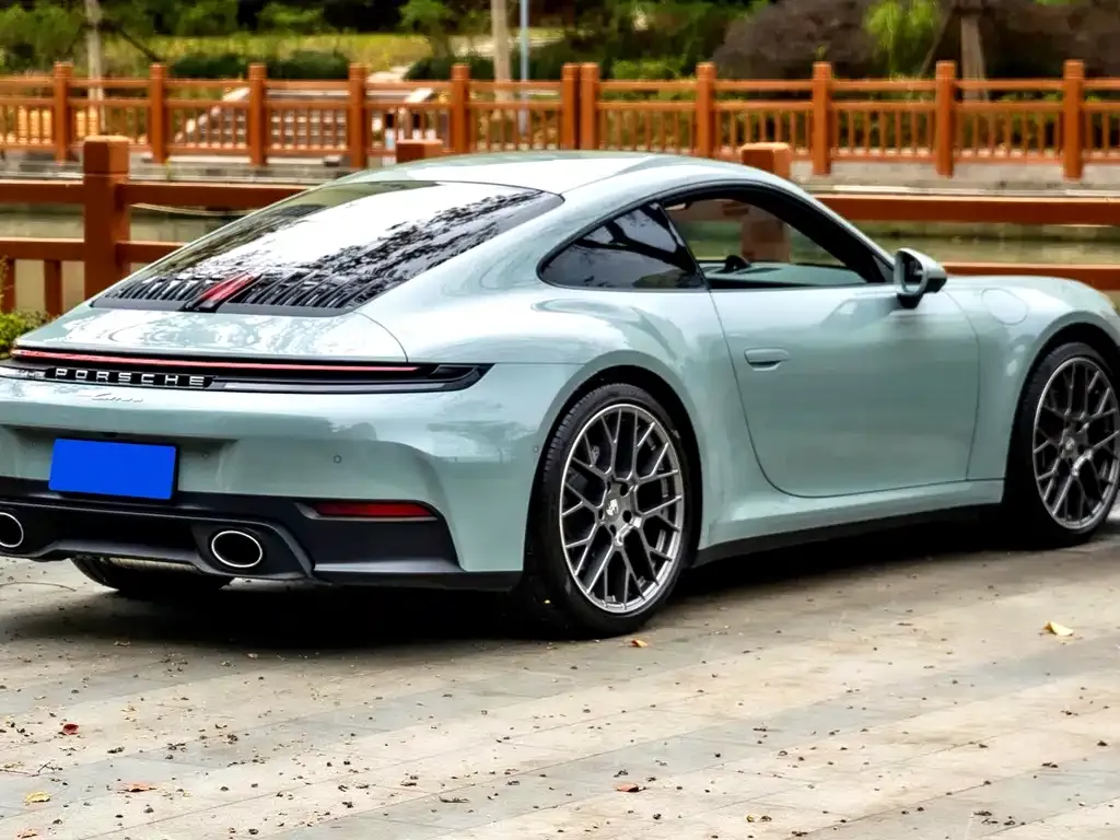 Porsche 911 2025 из CN, фото 5