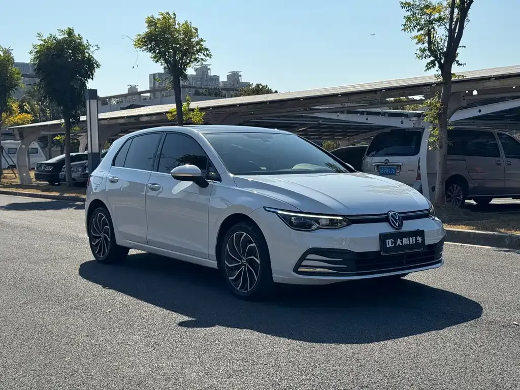 Volkswagen Golf 2021 из CN, фото 3