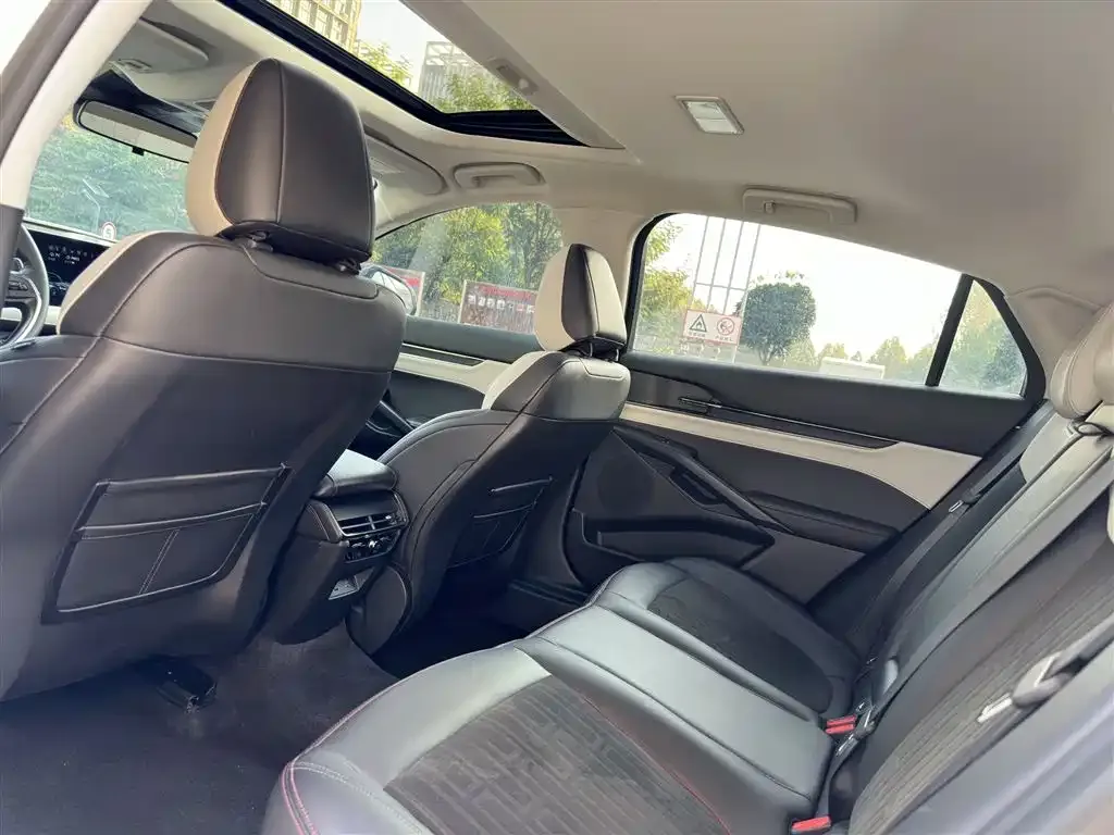 Ford Mondeo 2023 из CN, фото 10