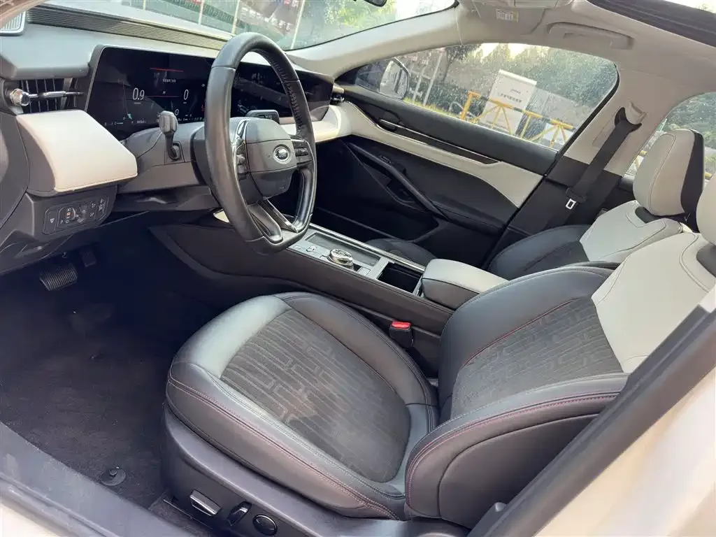 Ford Mondeo 2023 из CN, фото 8