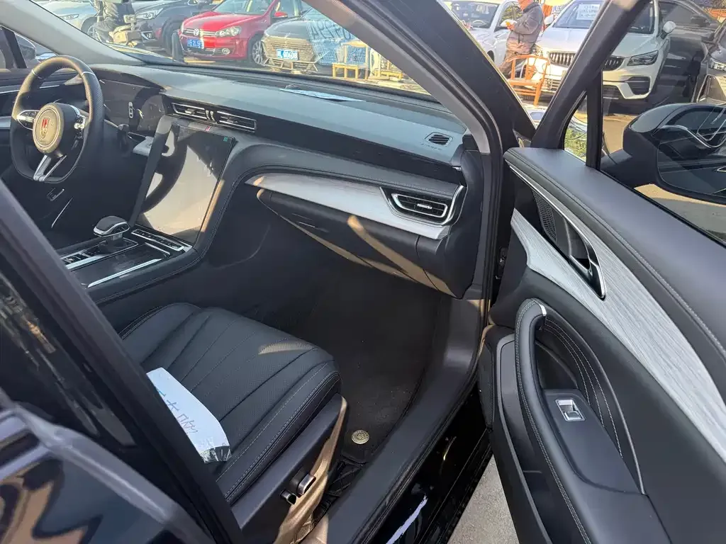 Hongqi H5 2024 из CN, фото 10