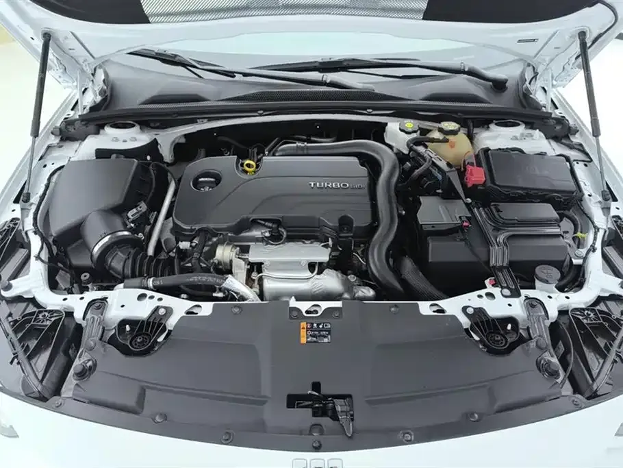 Buick Regal 2024 из CN, фото 10