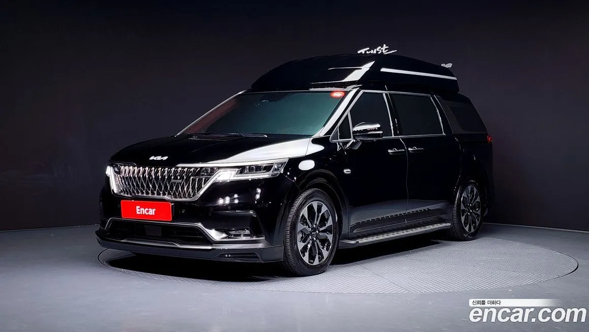 Kia Carnival — фото 1