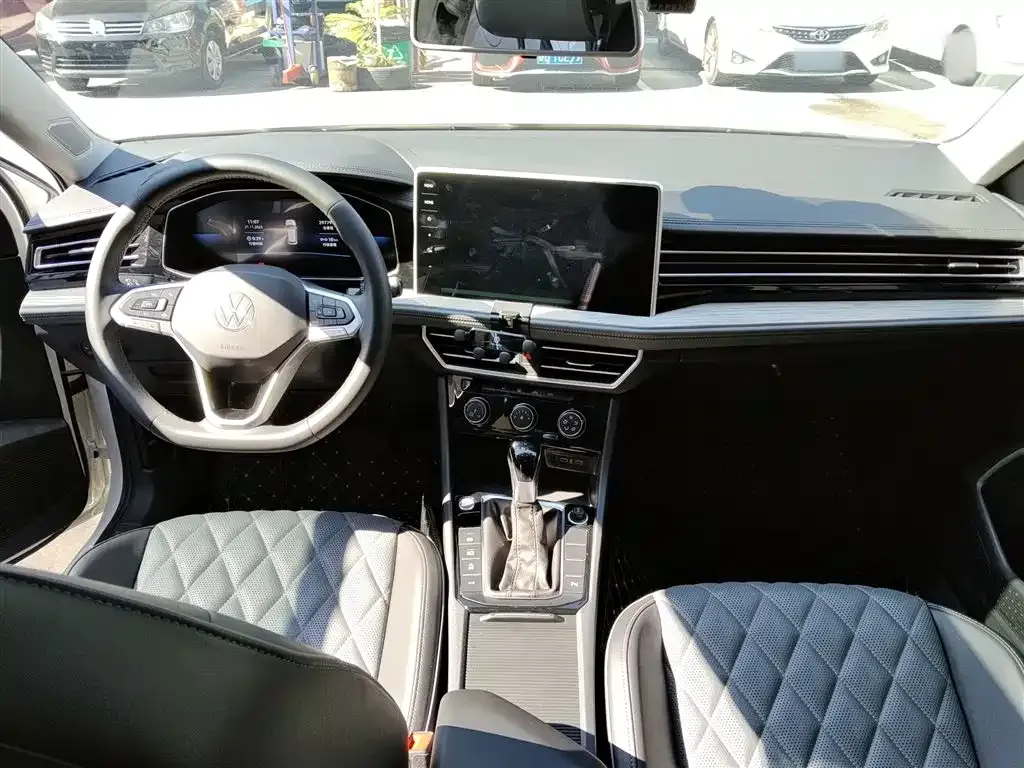 Volkswagen Sagitar 2023 из CN, фото 10