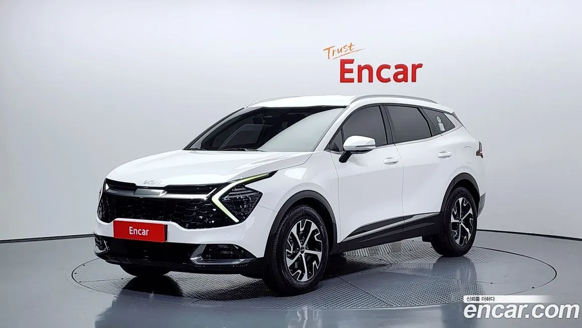 Kia Sportage — фото 1