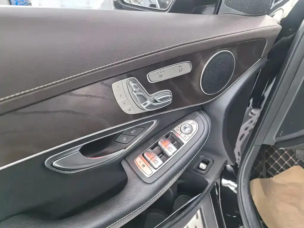 Mercedes-Benz GLC 2022 из CN, фото 10