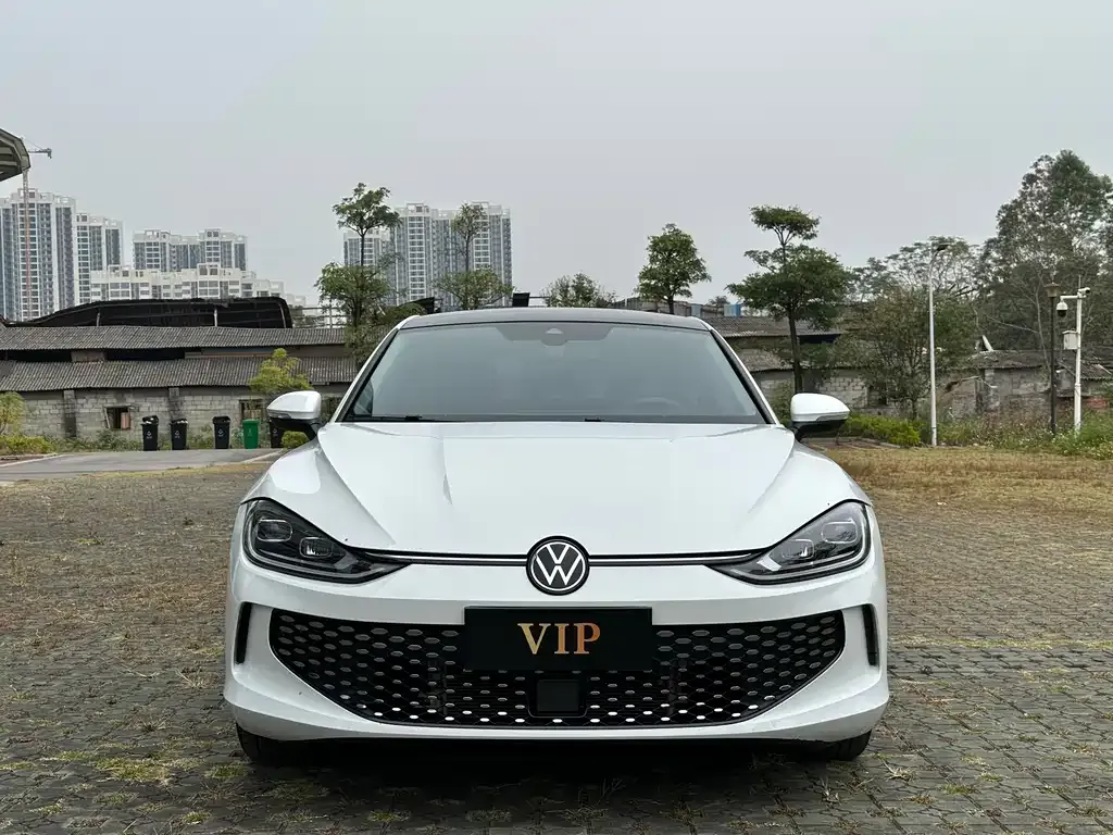 Volkswagen Lamando 2024 из CN, фото 2