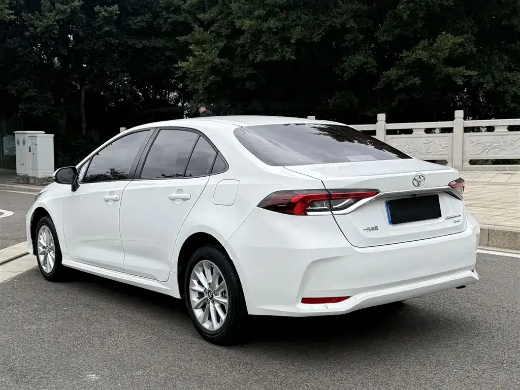 Toyota Corolla 2022 из CN, фото 3
