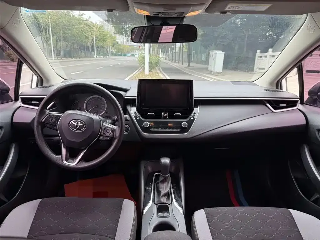 Toyota Corolla 2022 из CN, фото 7