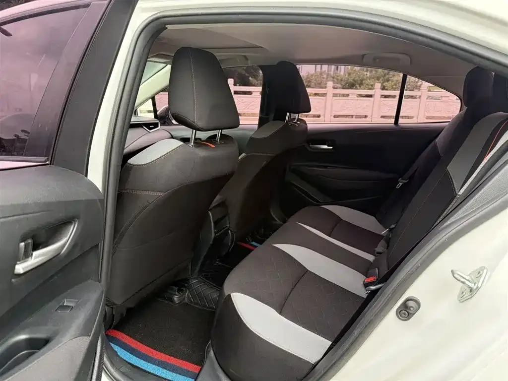 Toyota Corolla 2022 из CN, фото 8