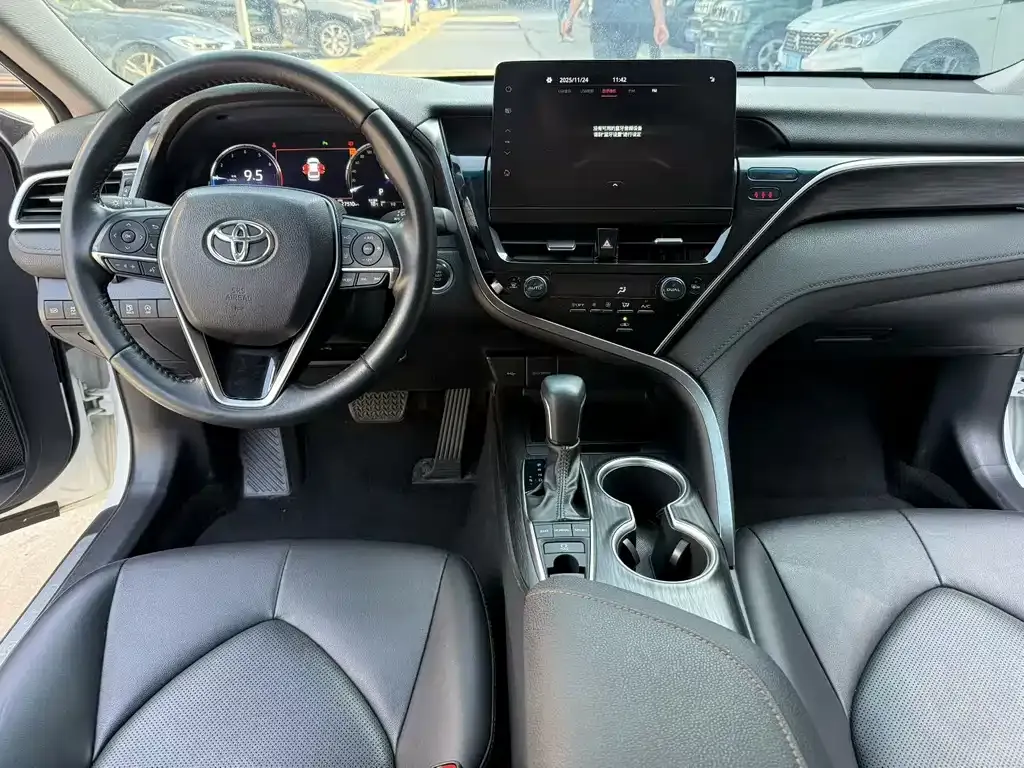 Toyota Camry 2022 из CN, фото 6
