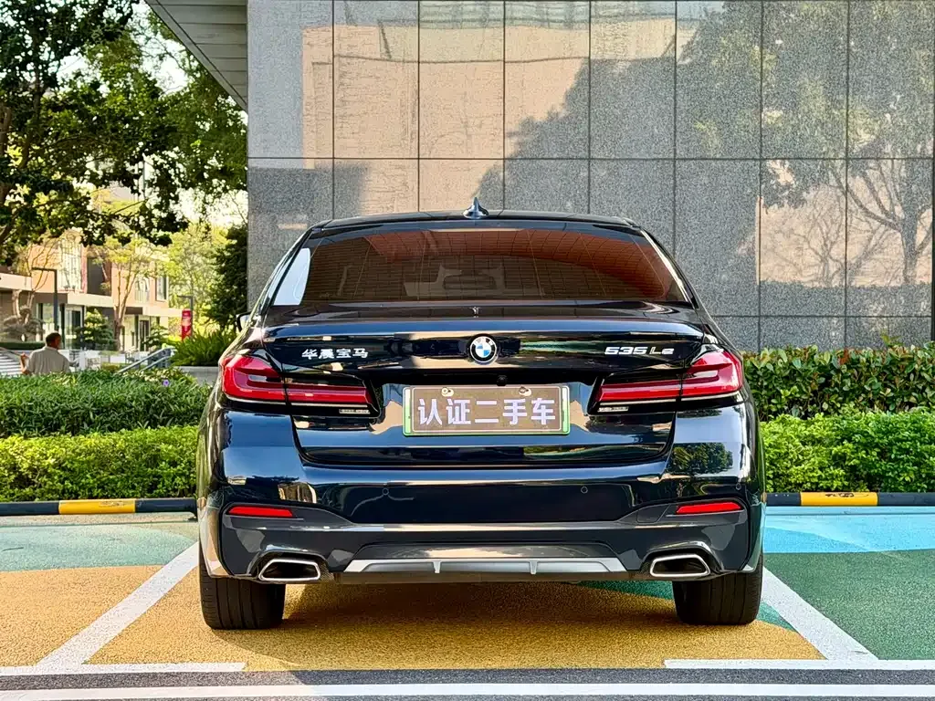 BMW 5 Series New Energy — фото 6