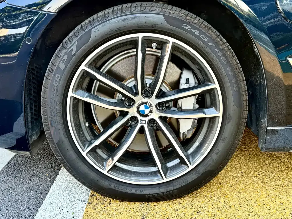 BMW 5 Series New Energy — фото 9