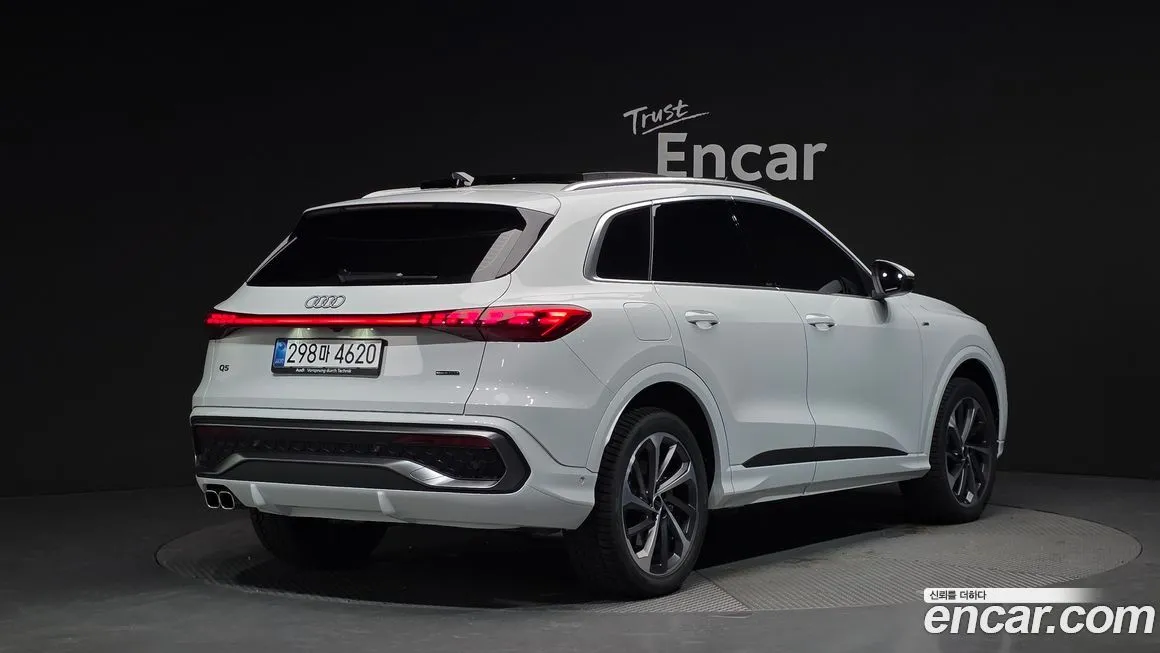 Audi Q5 2025 из KR, фото 2