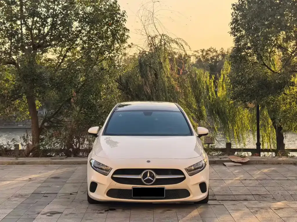 Mercedes-Benz A-Class 2022 из CN, фото 2