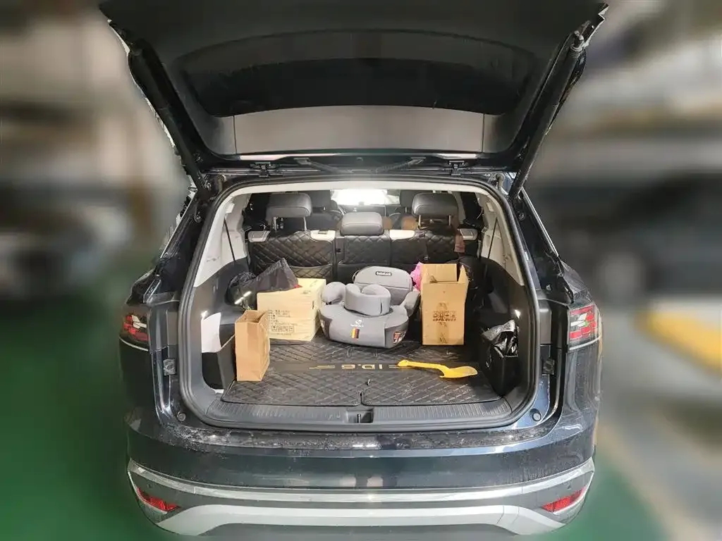 Volkswagen ID.6 Crozz 2021 из CN, фото 10