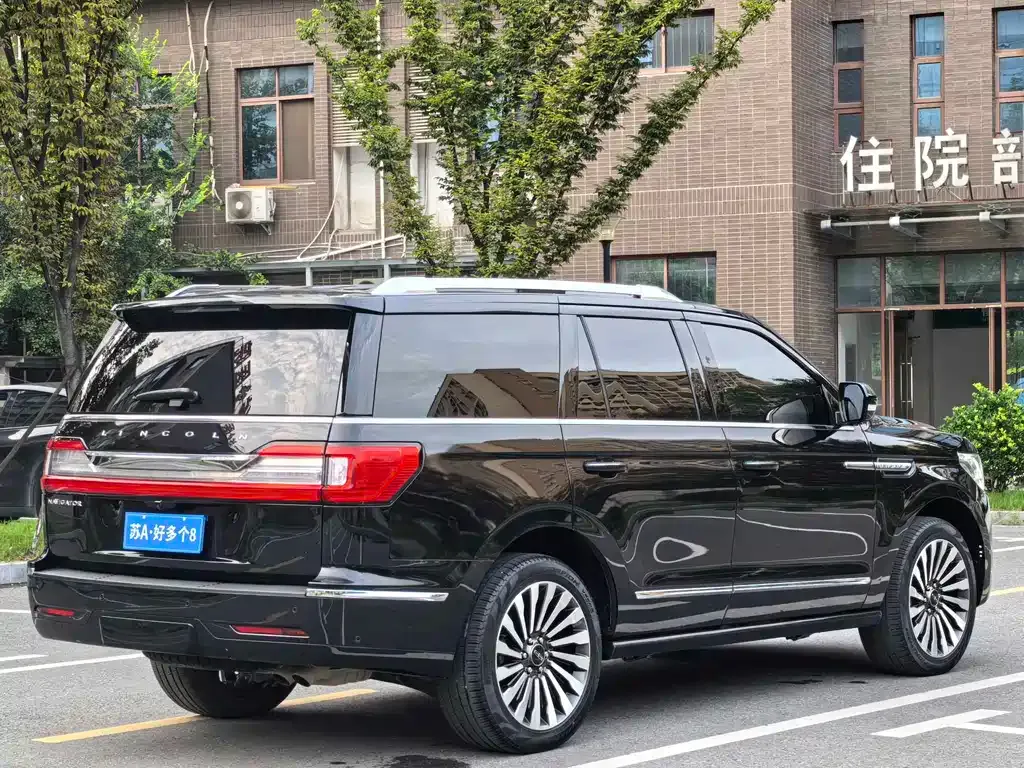Lincoln Navigator 2023 из CN, фото 6