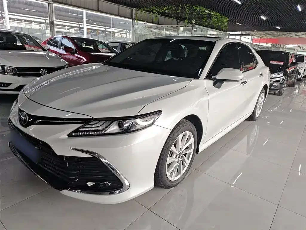 Toyota Camry 2022 из CN, фото 2