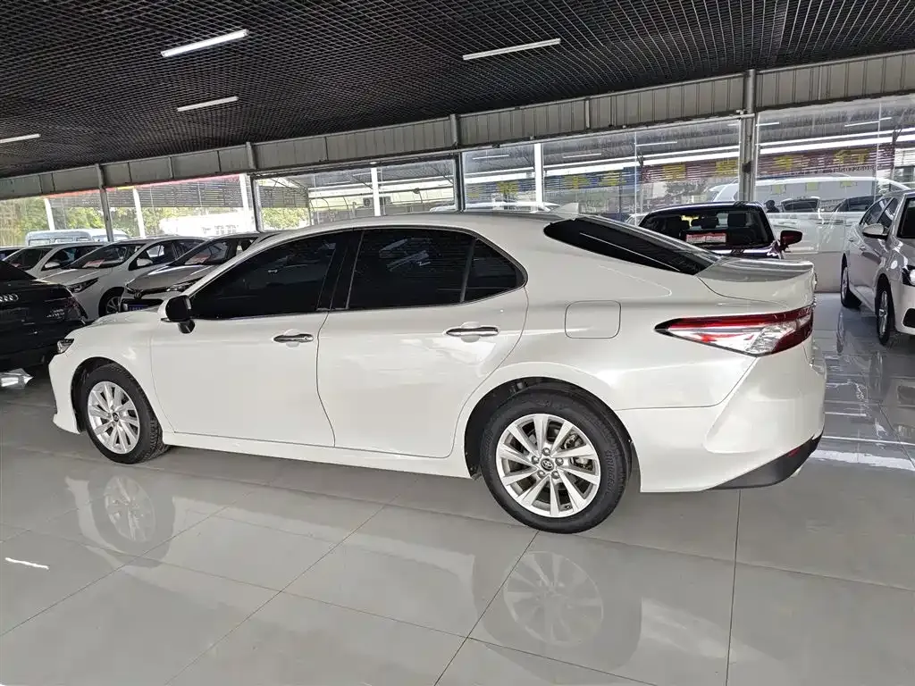 Toyota Camry 2022 из CN, фото 5