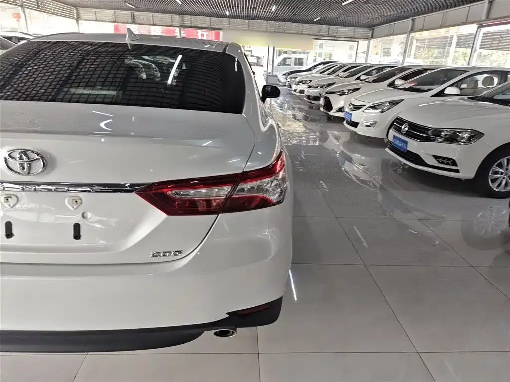 Toyota Camry 2022 из CN, фото 8