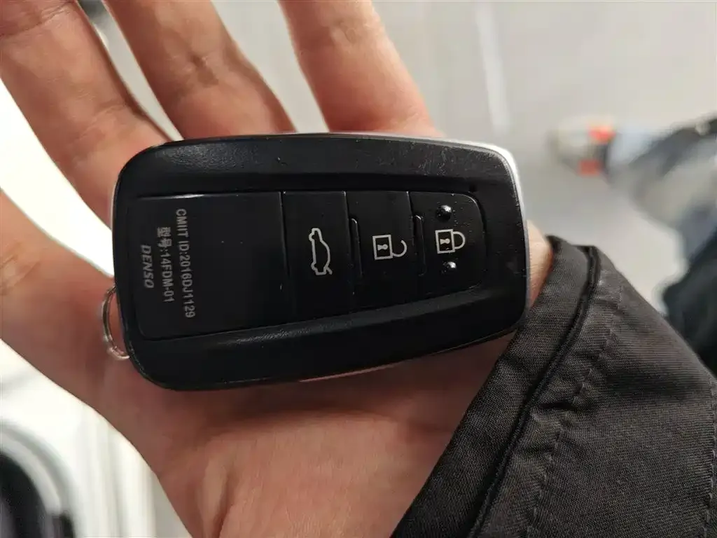 Toyota Camry 2022 из CN, фото 9