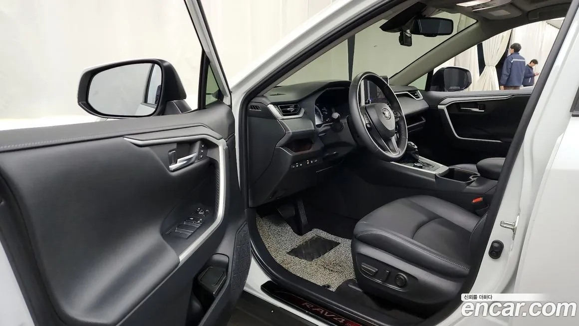 Toyota RAV4 2024 из KR, фото 10