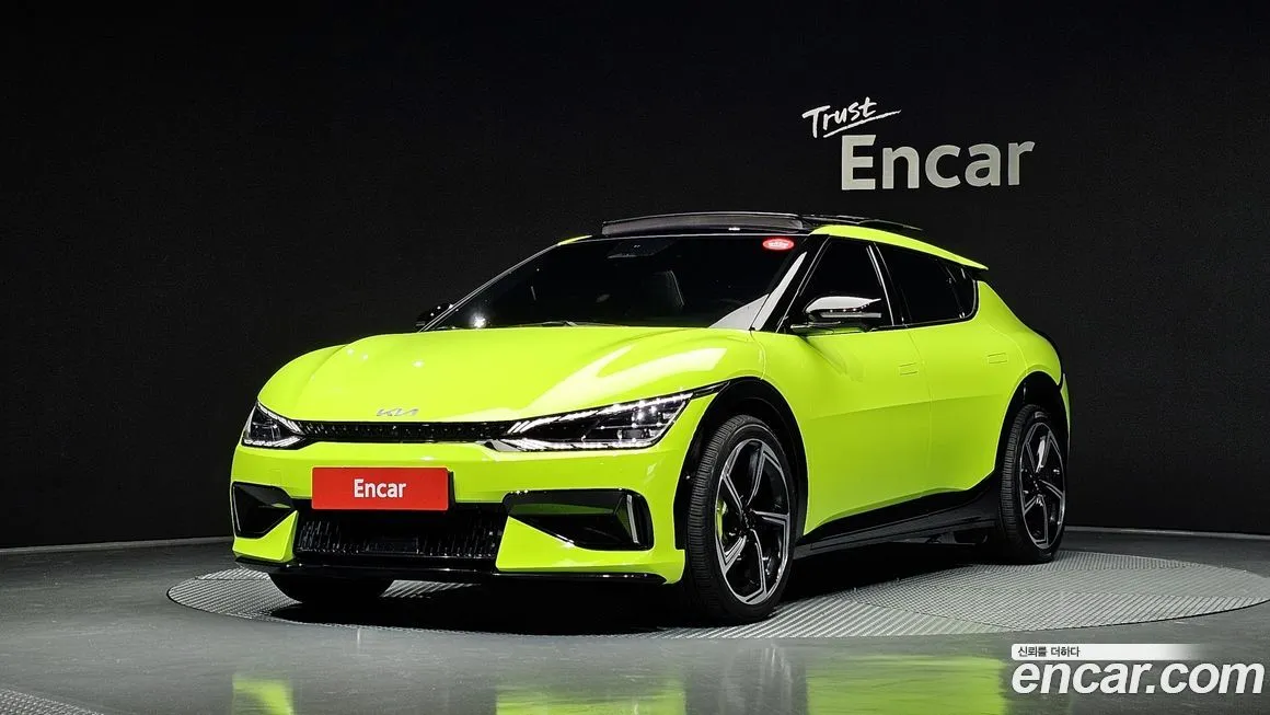 Kia EV6 2023 из KR, фото 1