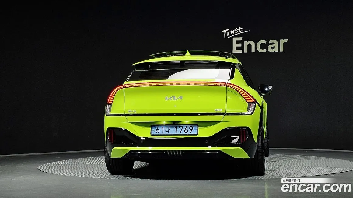 Kia EV6 2023 из KR, фото 4